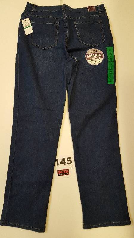 lot 145 image: GLORIA VANDERBILT AMANDA ULTRA STRETCH  PANTS DK BLUE 12 AVERAGE