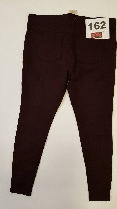 lot 162 image: MATTY M WOMENS PANTS MERLOT LARGE