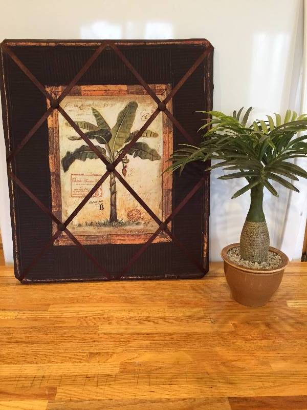 Palm Tree Picture & Artificial Plant