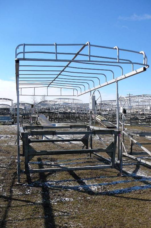 lot 4 image: Hewitt Aluminum Cantilever Lift with Canopy