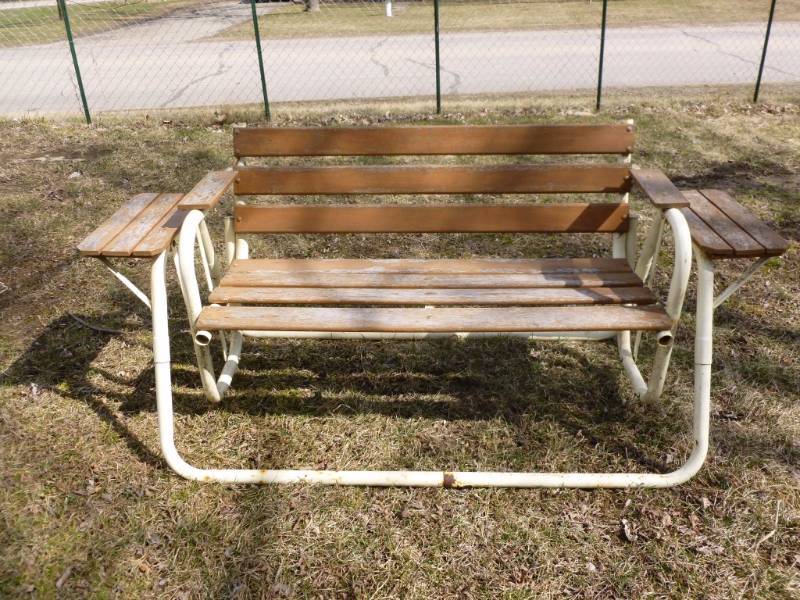 Glider Bench
