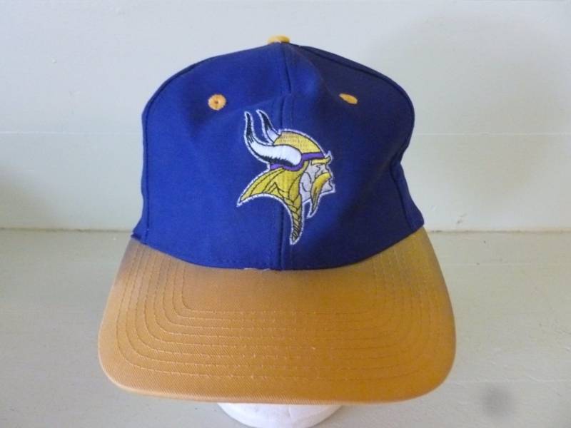 Minnesota Vikings Fiber Optic Hat