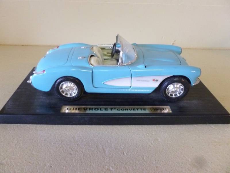 Die Cast Metal Car