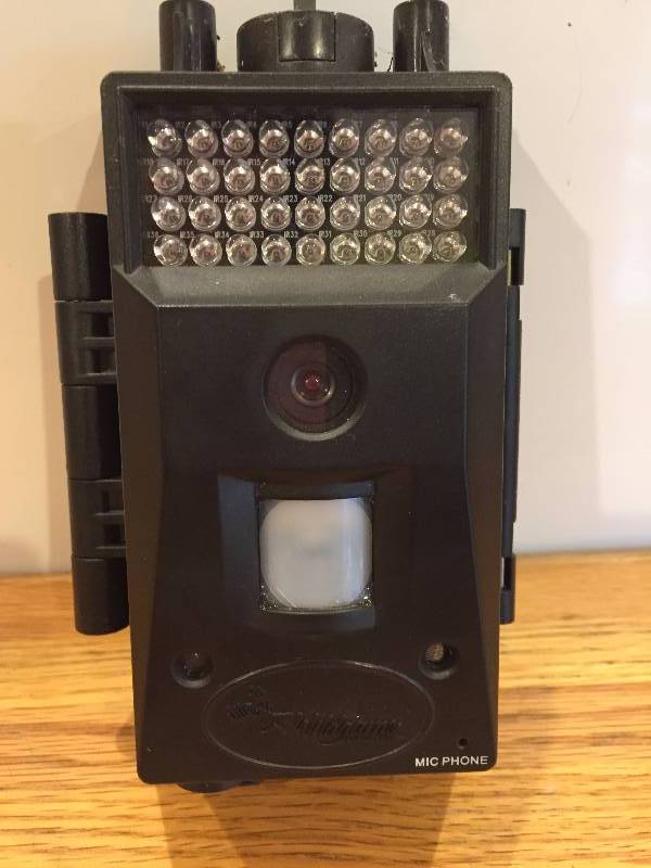 lot 16 image: Wildlife Innovations Game Camera