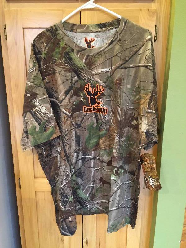 lot 34 image: Bucked Up - Camo Shirt - Size XXL