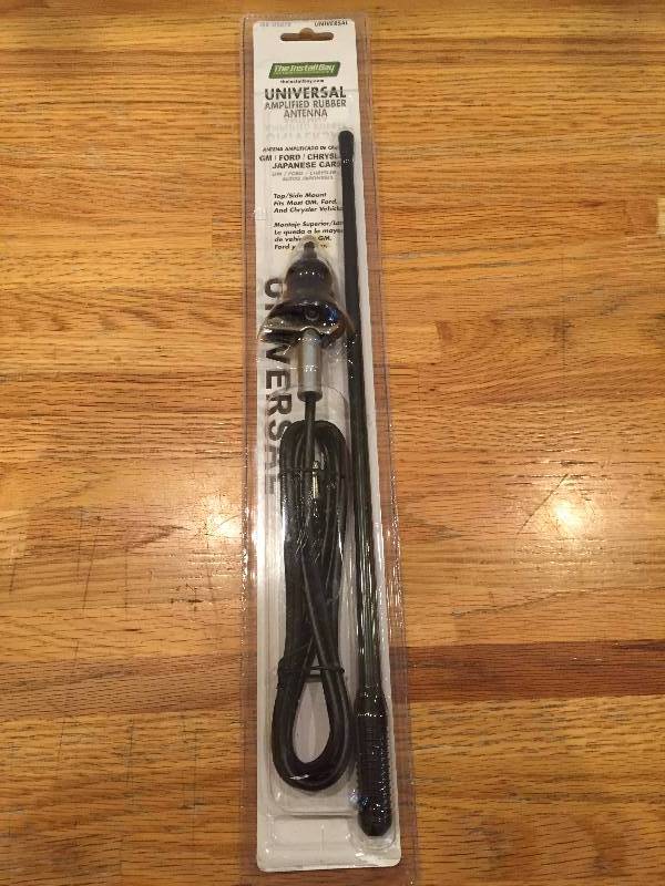 lot 72 image: Universal Car Antenna