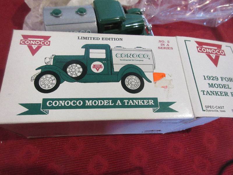 COLLECTIBLE CONOCO MODEL A TANKER
