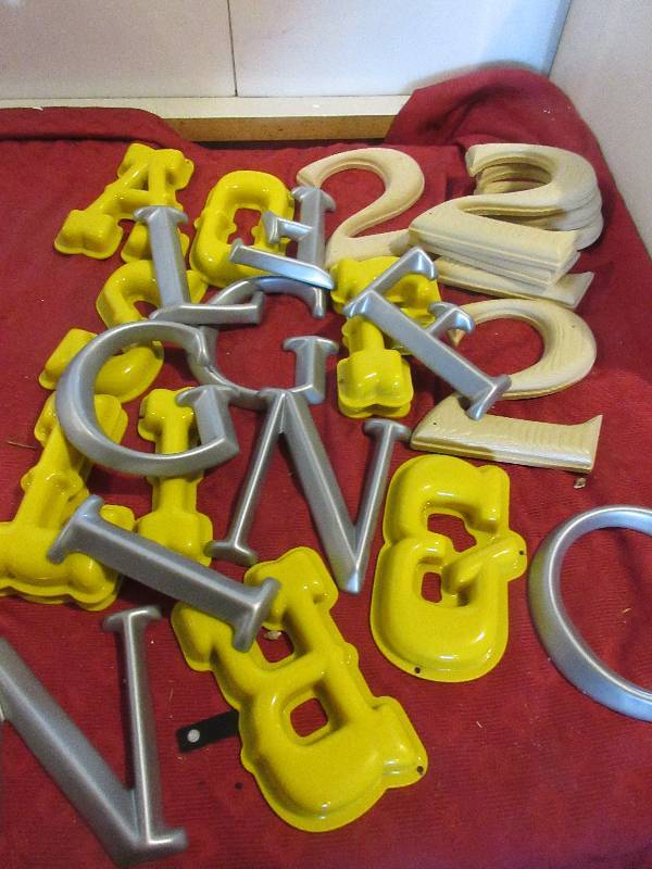 PLASTIC STENCILING LETTER