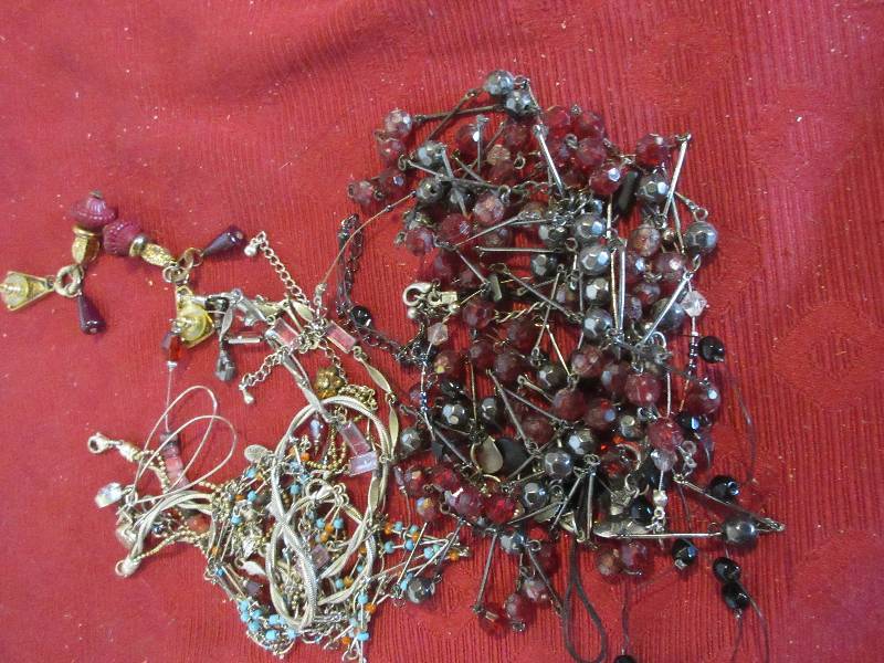 VINTAGE JEWLERY