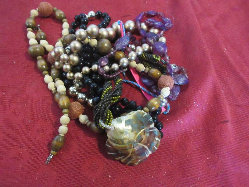 BEADED JEWLERY