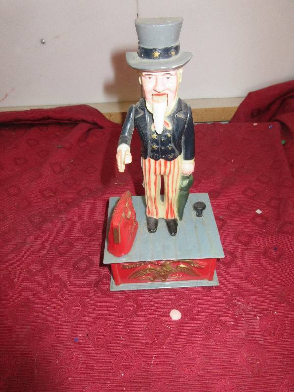 COLLECTIBLE UNCLE SAM COIN BANK