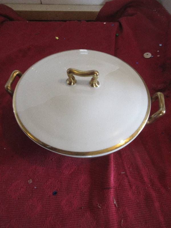 TURTIN BALVARIA DISH WITH LID