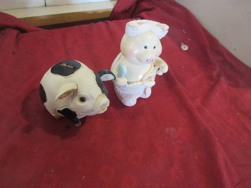 2 COLLECTIBLE PIGGY BANKS