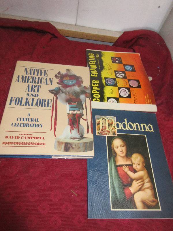 3 LEARNING AND CRAFTING BOOKS