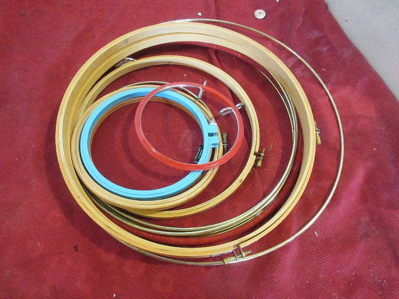 CRAFTING HOOPS