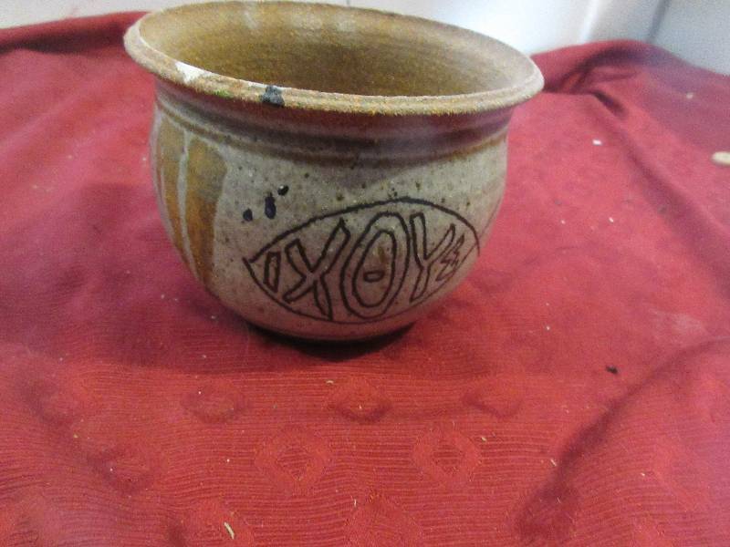 VINTAGE BOWL