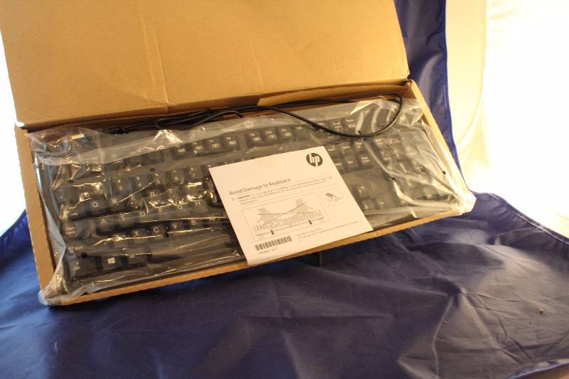 Large Keyboard Lot of 11 Units Retail Value $289.97