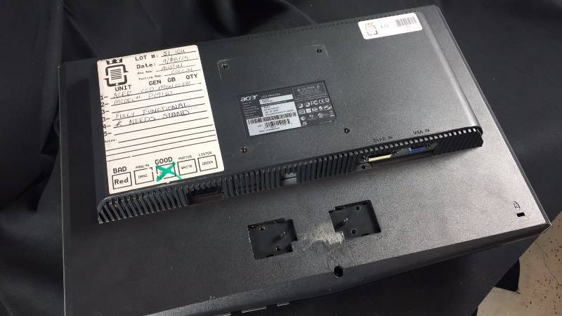 ACER LCD Monitor  Est. Retail Value $300