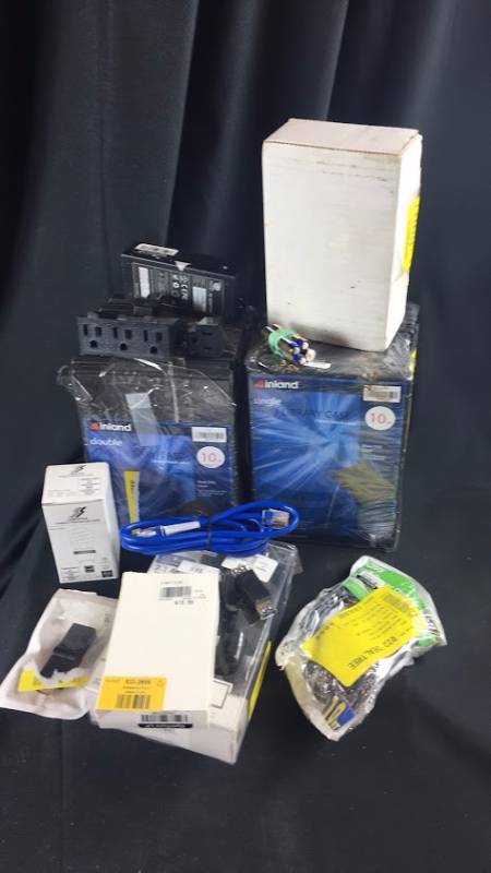 Lot of 48 Miscellaneous Customer Returns Est. Retail Value $250