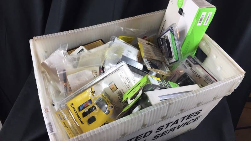 Lot of 51 Miscellaneous Customer Returns Est. Retail Value $200