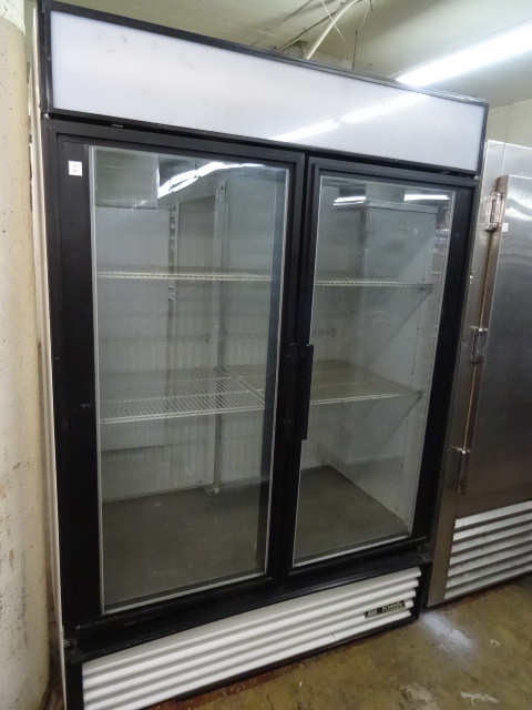 lot 2 image: True Double Glass Door Freezer