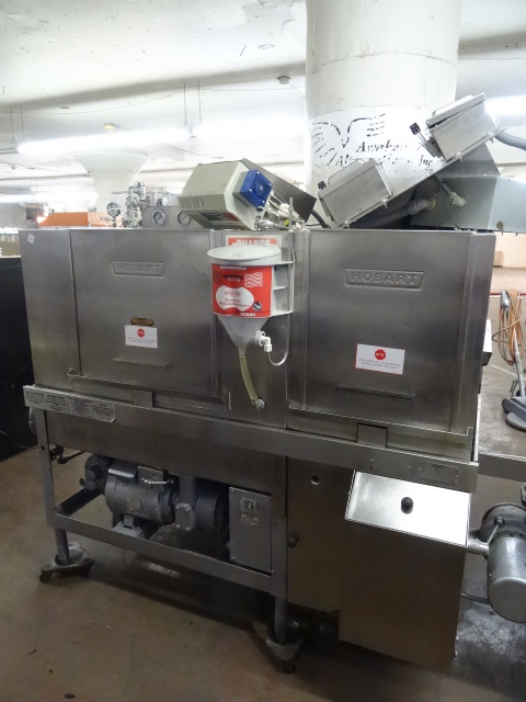 lot 11 image: Hobart Model CRS-66 Commercial