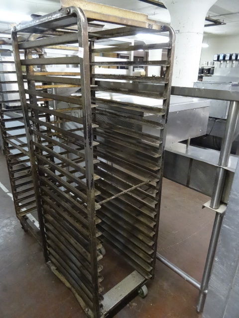 lot 97 image: Commercial Bakery Oven Rack