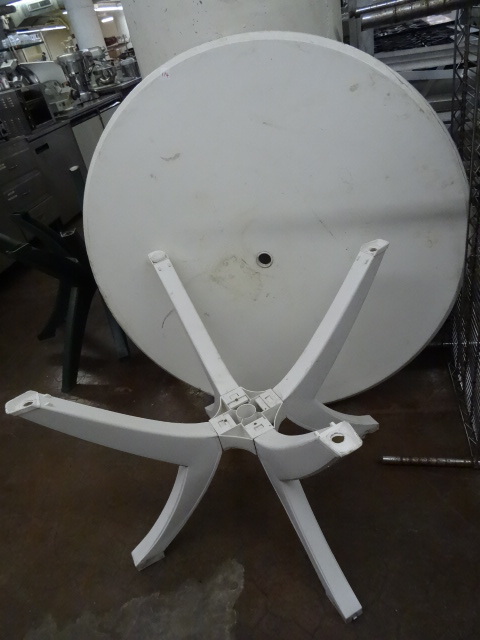 lot 114 image: 45 Patio Table with Base