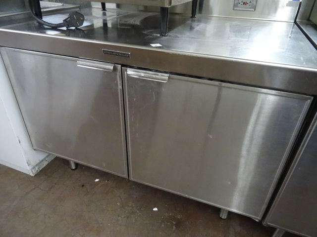 lot 124 image: Delfield Stainless Storage Cabinet