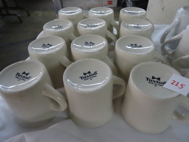 lot 225 image: 12 Coffee Cups