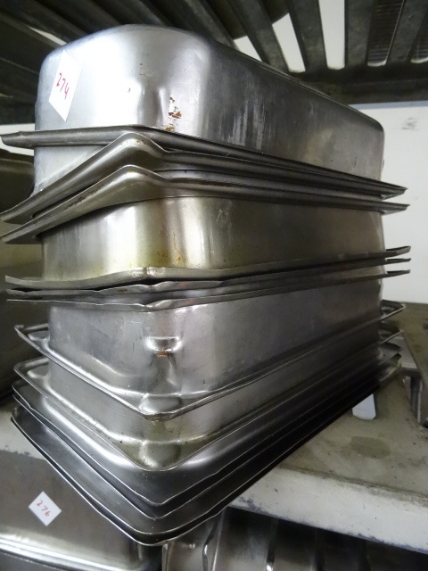 lot 274 image: 12 X 7 Pans Qty 12