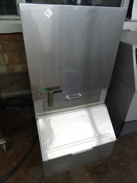 lot 326 image: Scotsman Ice Maker with Bin