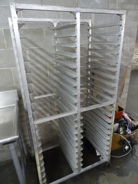 lot 344 image: Double Aluminum Pan Rack