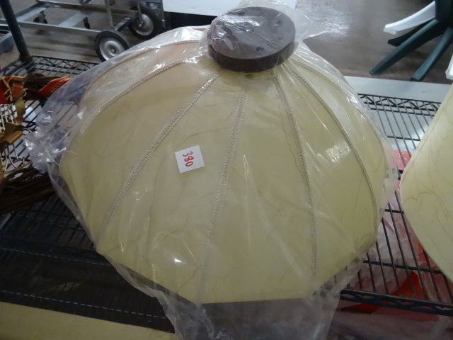 lot 384 image: Ceiling Lamp New 23 Diameter