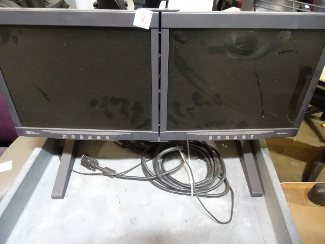 Max Displays Dual Monitors with Stand