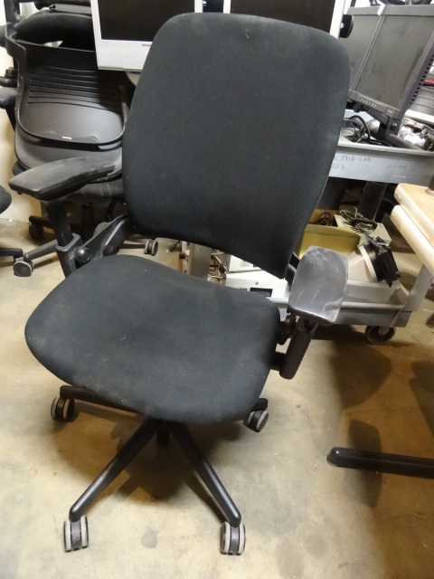 2 Office Chairs on Wheels