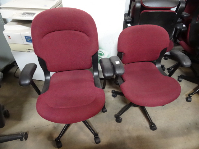 2 Office Chairs On Wheels