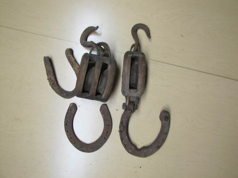 2 Smaller Wooden Pulleys & 4 Horse Shoes