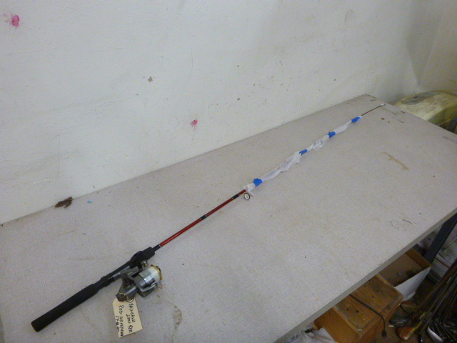 lot 27 image: Reel Shimano 2500Rod Shakespeare SP56-2M