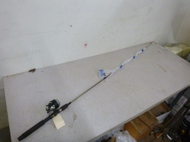 lot 33 image: Reel Johnson Tangle Free Plus 8Rod Browning Syntec BST 60M