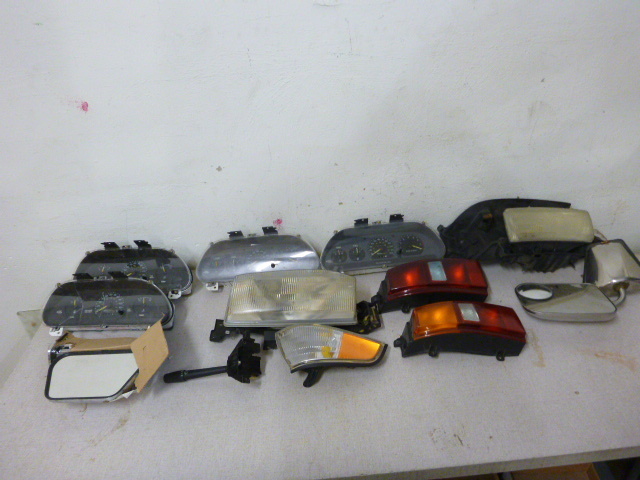 lot 120 image: Miscellaneous Auto Parts