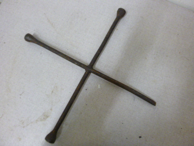 lot 123 image: 4-Way Tire Wrench