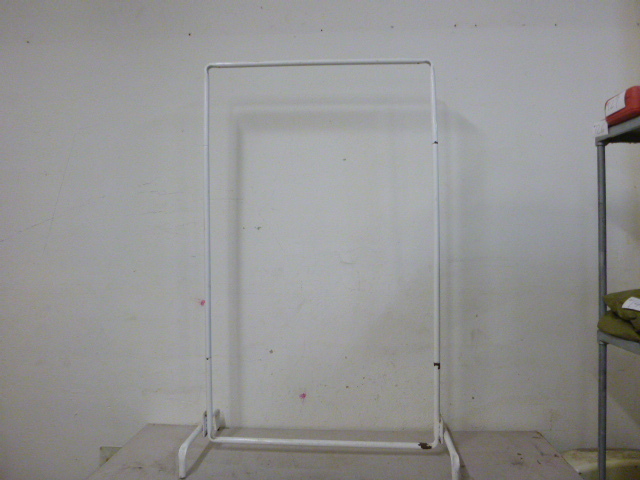 lot 126 image: Garment Rack