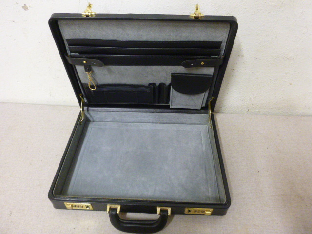 lot 138 image: Briefcase