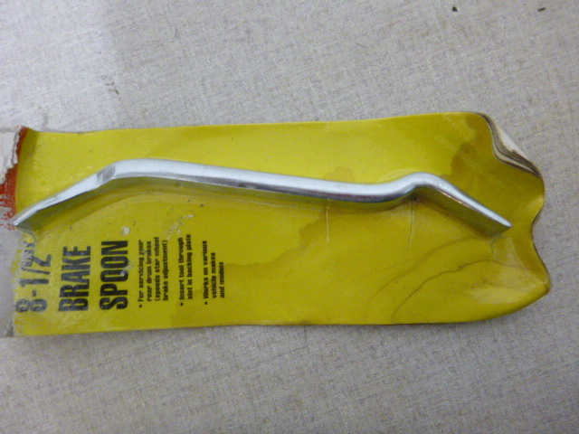 lot 166 image: Break Spoon