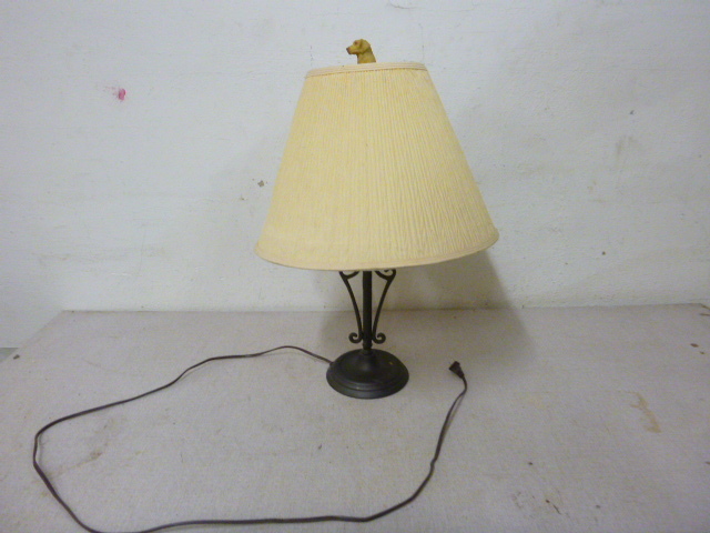 lot 182 image: Table Lamp