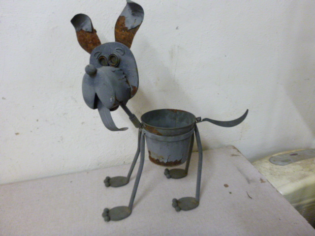 lot 188 image: Metal Dog Planter