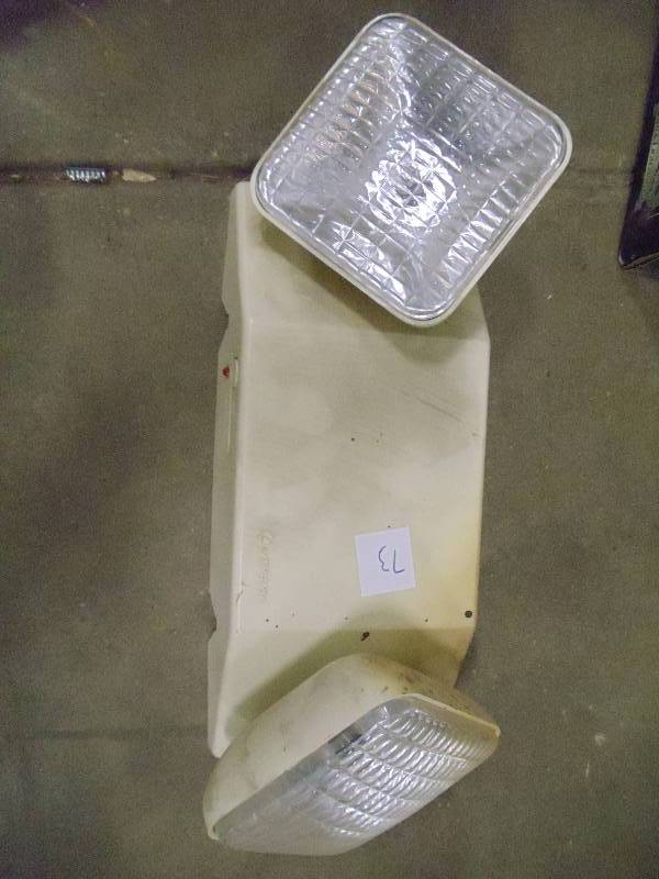 lot 73 image: Emergency light