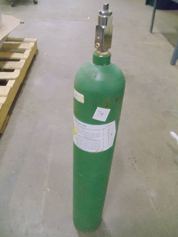 lot 79 image: Oxygen tank