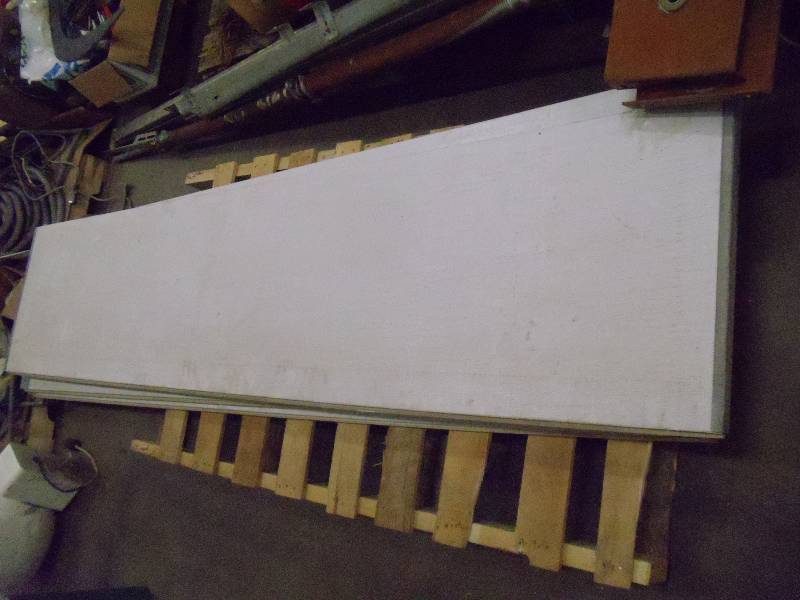 lot 84 image: Garage door